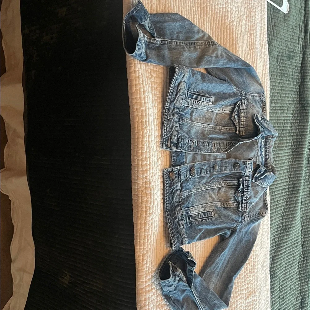 Wallflower Light Blue Women's Denim Jacket - Picture 4 of 6
